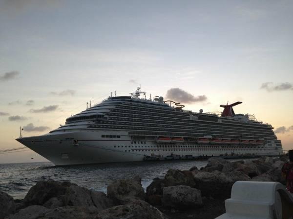 Cruise Holidays on the Carnival Breeze