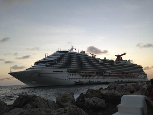 Cruise Holidays on the Carnival Breeze