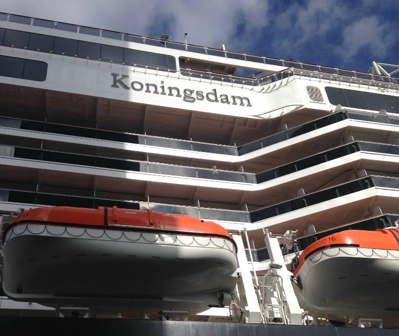 Koningsdam Ship Visit