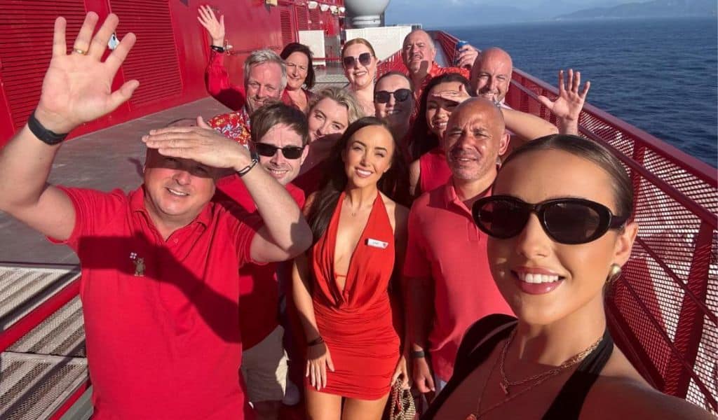 Sailing like a Rockstar with Scarlet Lady